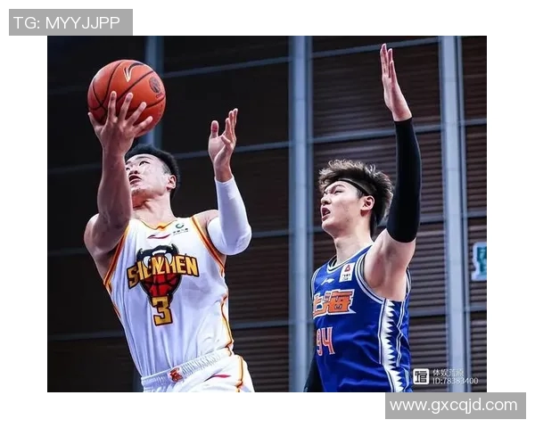 深圳篮球队中路突破战术解析与球队发展前景展望