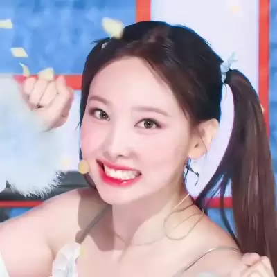 邱湛蓝
